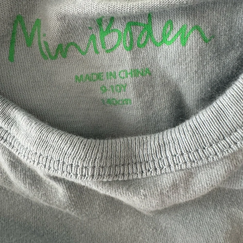Mini boden top 9/10 flaw - Picture 3 of 4